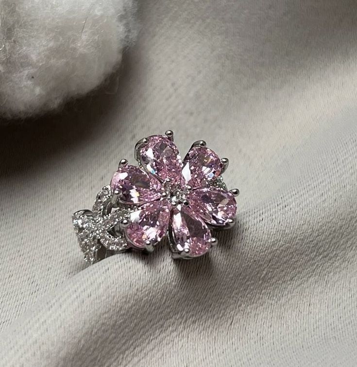 Magnolia Dream Ring