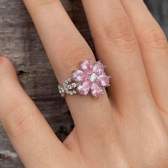 Magnolia Dream Ring