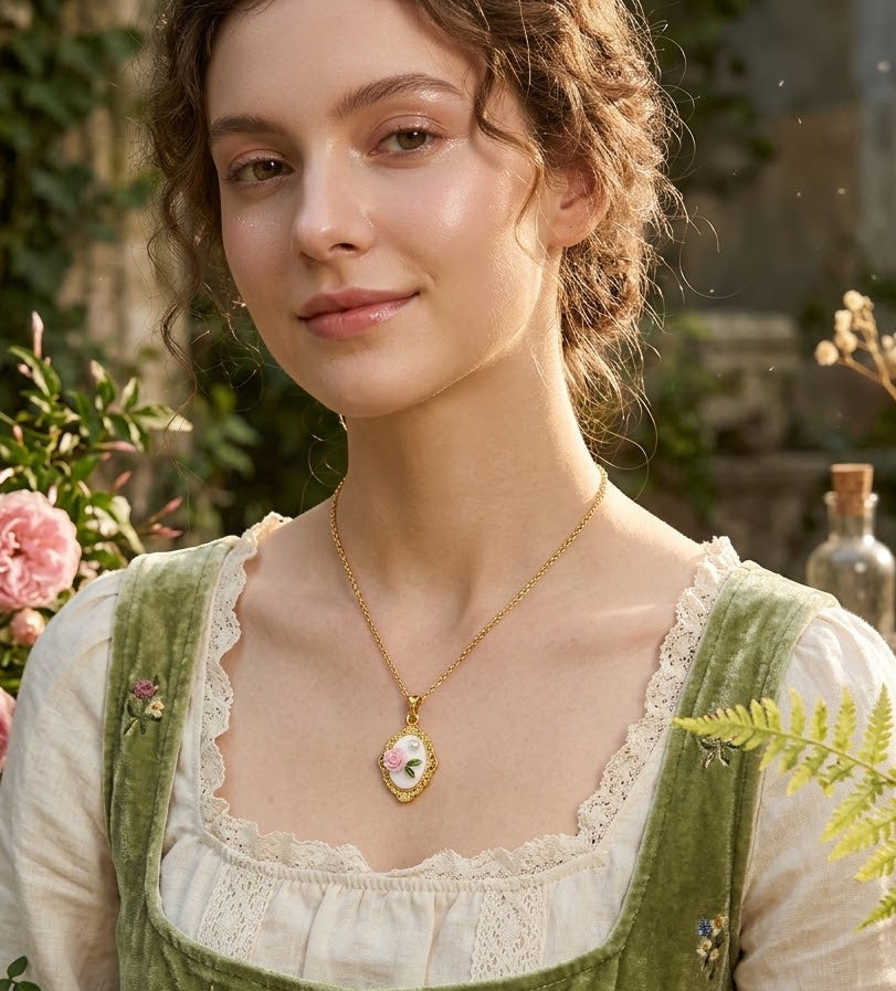 Lady Bridgerton White Rose Medallion