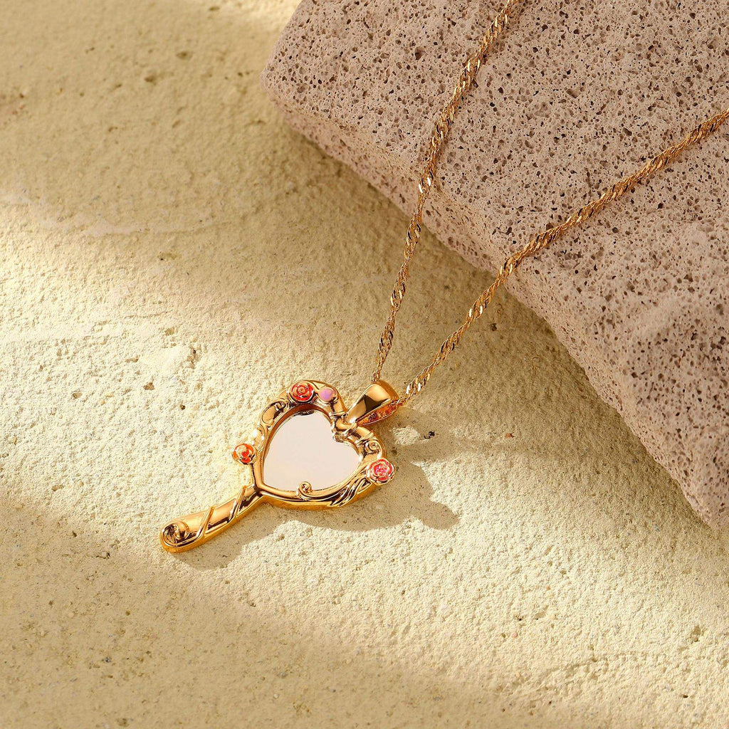 Alice Hand-Mirror Necklace