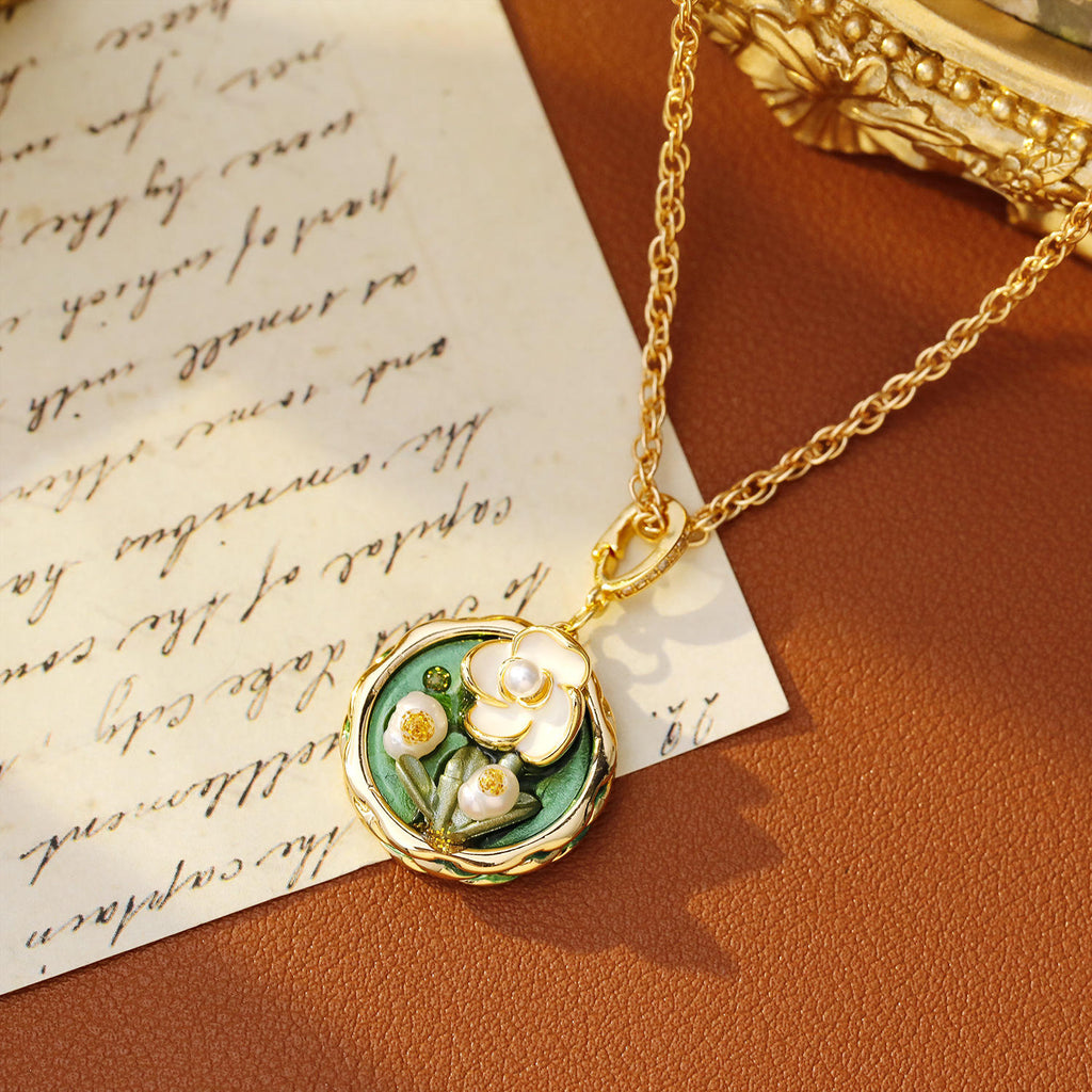 Jardin de Camélia Necklace