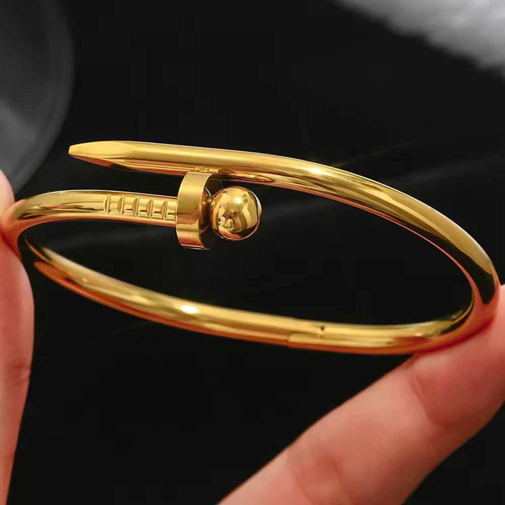Round Nail Bangle